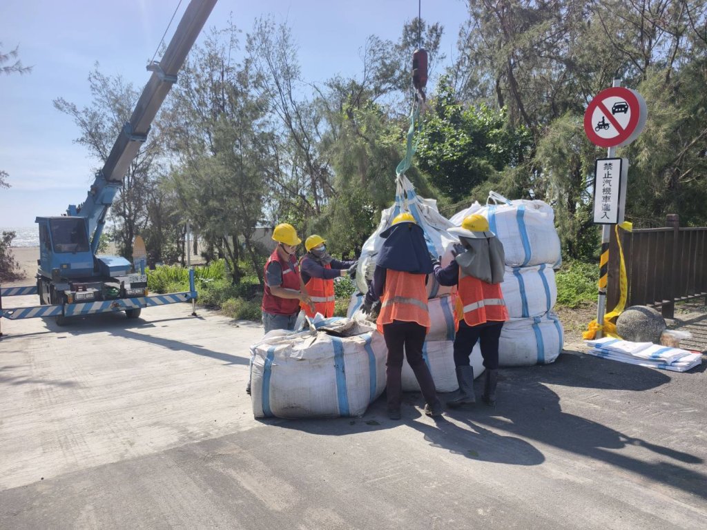 全面備戰中颱楊柳 南市工務局封防風林缺口 嚴加稽查工地防汛整備