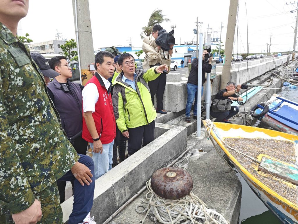南市府全力爭取推動七股區防洪加強計畫 同步協助七股災民屋頂修繕及慰助 