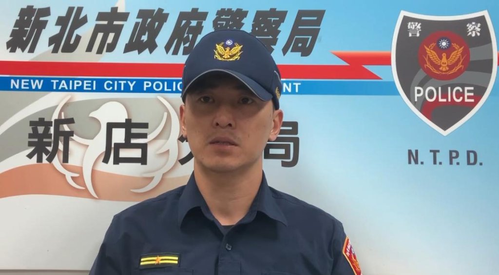 2男持MP5長槍在新店安民街閒晃民眾嚇壞報警　原來是瓦斯BB槍