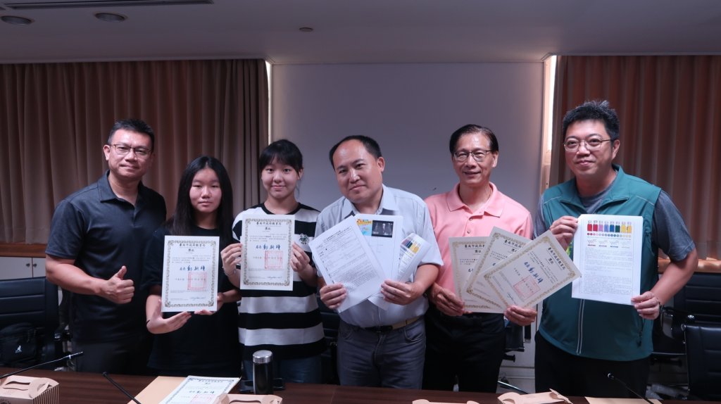 臺南學子玩出科學精神 南新國中、聖功女中勇奪類科學競賽特優