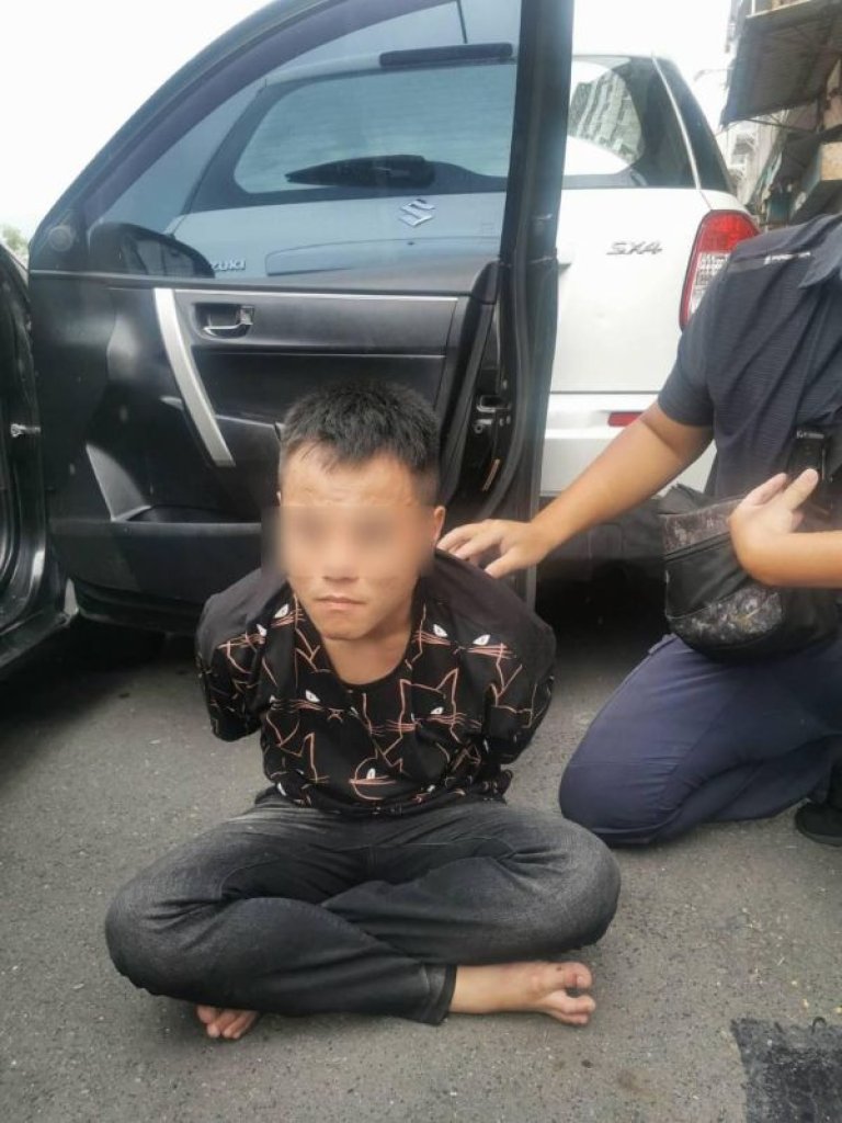  竊嫌拒捕衝撞員警 鹽埕警開槍制伏送辦