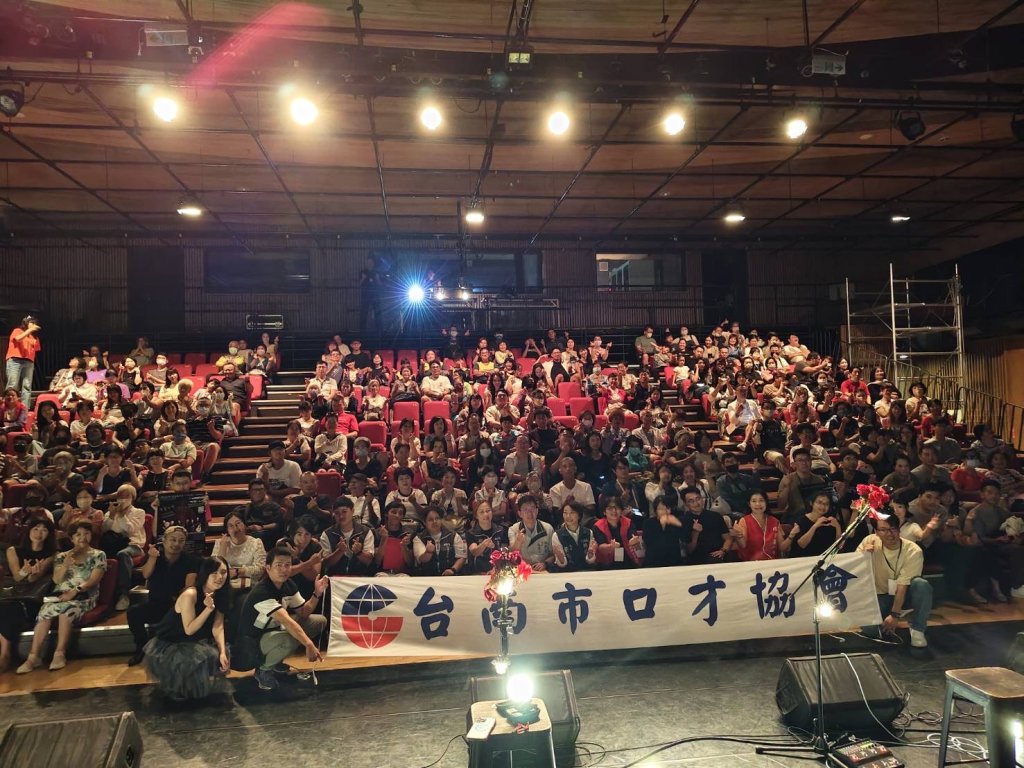 玫瑰墓樂團「點亮心燈」講座暨音樂會 溫馨登場   用生命影響生命 