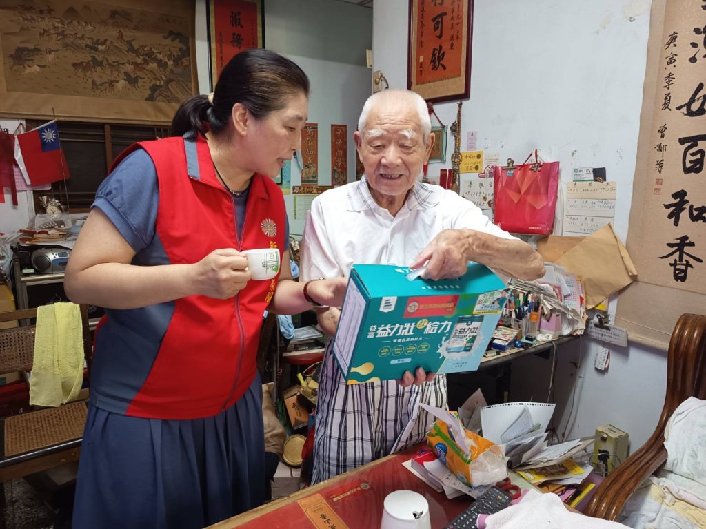 慎防老榮民遭詐 新北榮服處反詐騙宣導到家