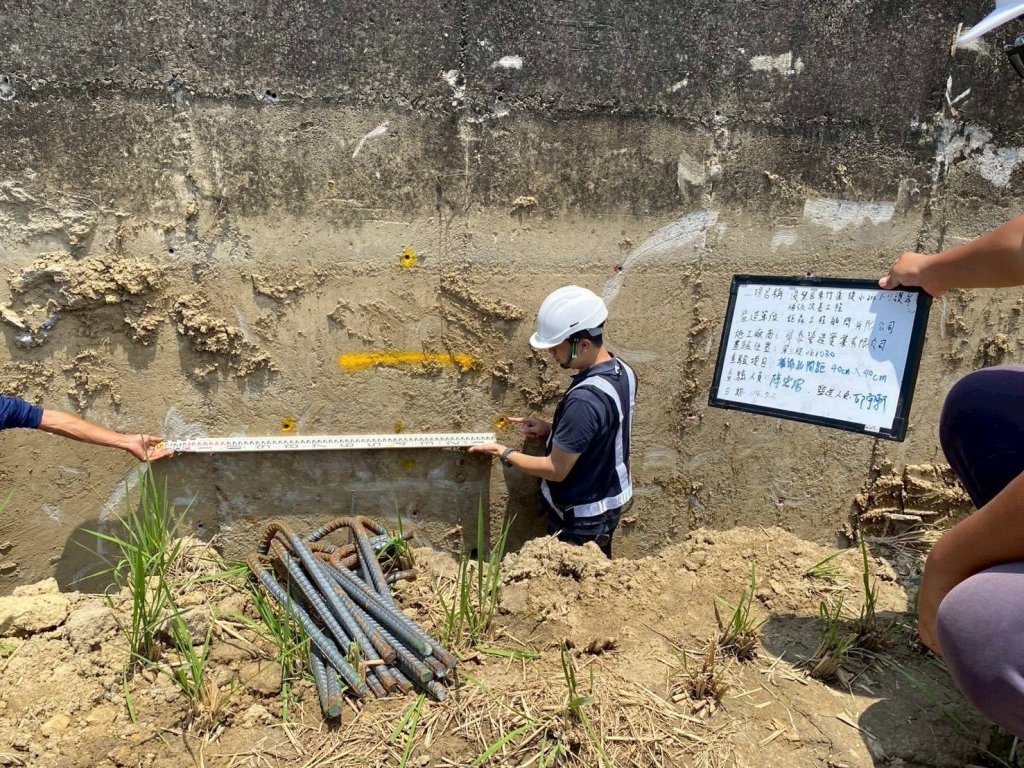 113年凱米颱風後壁排水護岸損壞 水利局已委託技師公會完成結構補強