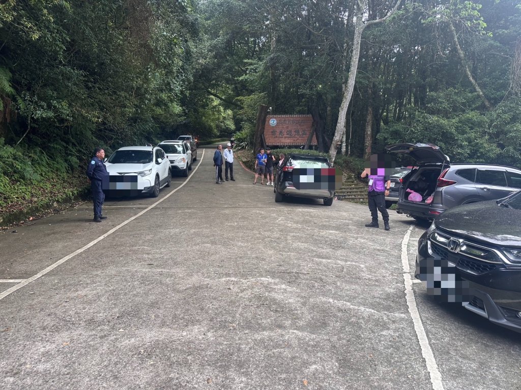 司馬限林道自小客與自行車事故　傷者搶救送醫仍不治