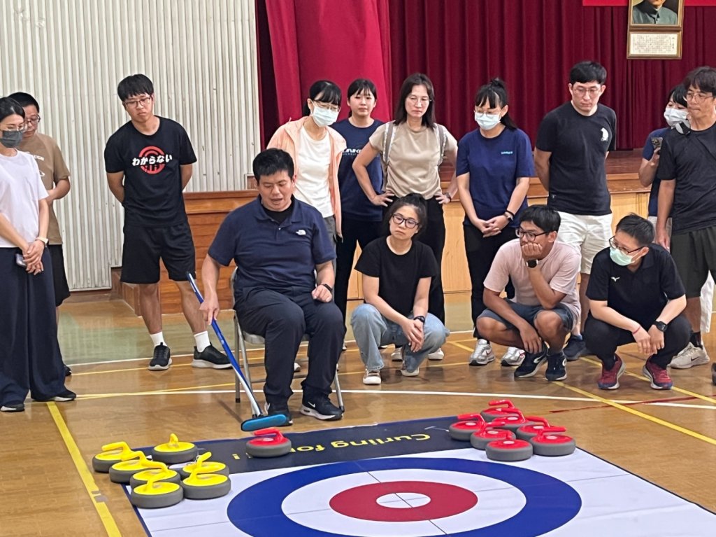 打造校園無障礙運動環境 臺南市教育局辦理運動輔具研習