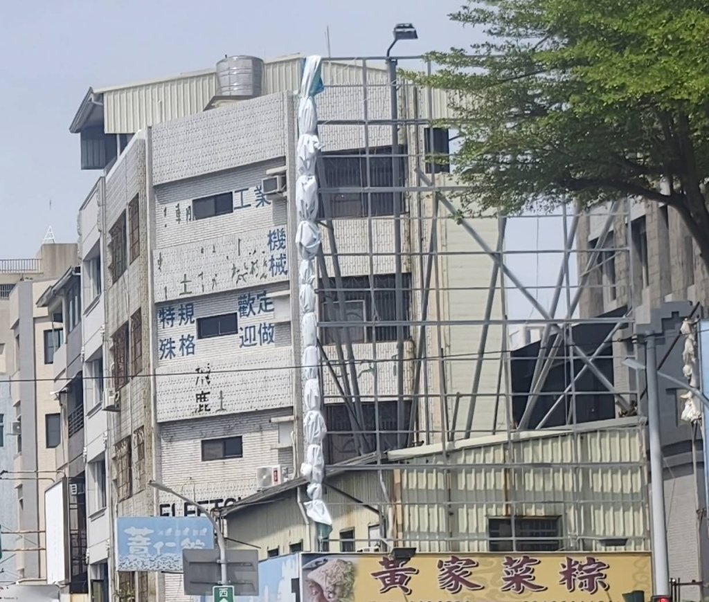 全面備戰樺加沙颱風 南市工務局嚴加稽查工地防汛整備