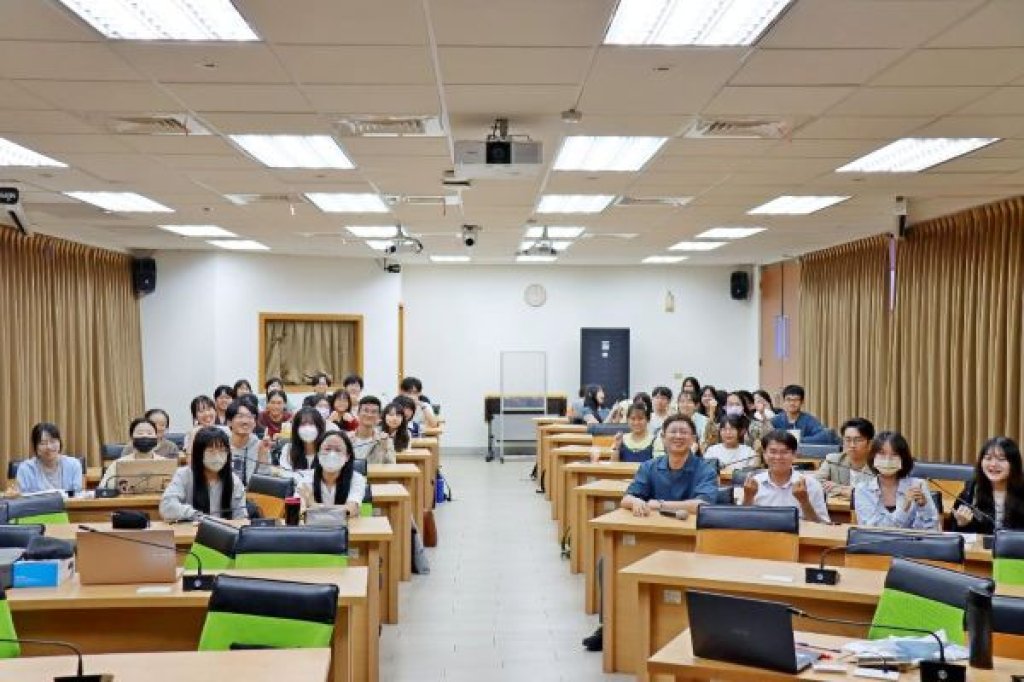有聊有料「聲」動經典　中山大學把文學史變Podcast