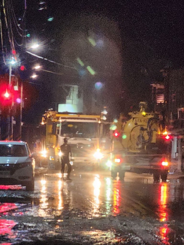 苗縣環保人員機具挺進花蓮　馳援馬太鞍溪堰塞湖災區清理及復原