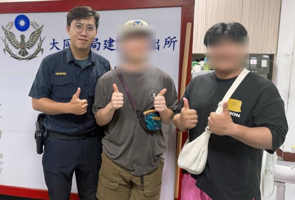 韓國籍旅客手機不見了！ 熱心大同警察歐爸速尋回