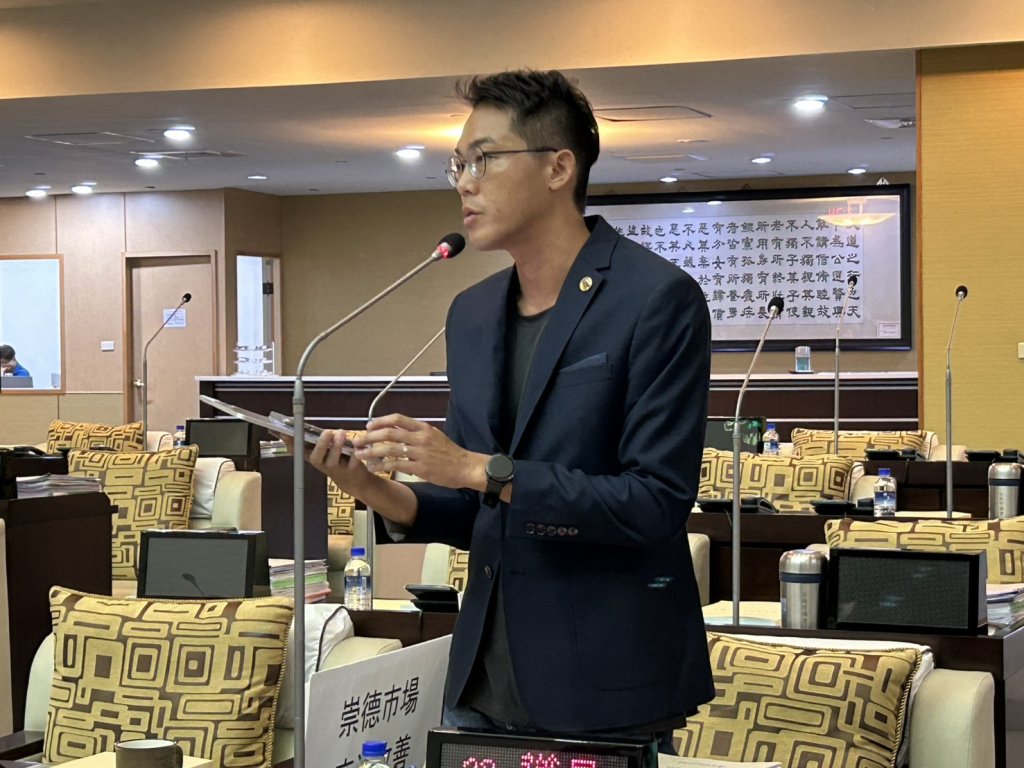 市議員李宗霖批王家貞裝傻問蔣公像「是誰」大開轉型正義倒車