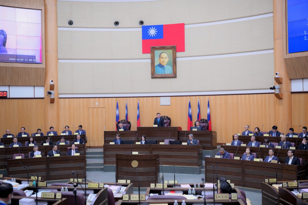 桃園市議會定期會昨開議 邱奕勝議長勉市府團隊赴花蓮救災