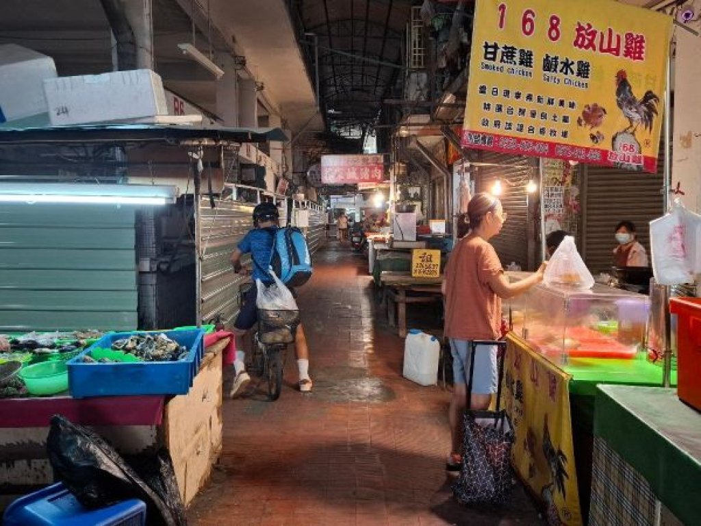 中正市場即將走入歷史? 老舊髒亂臭味+霉味 人潮外移