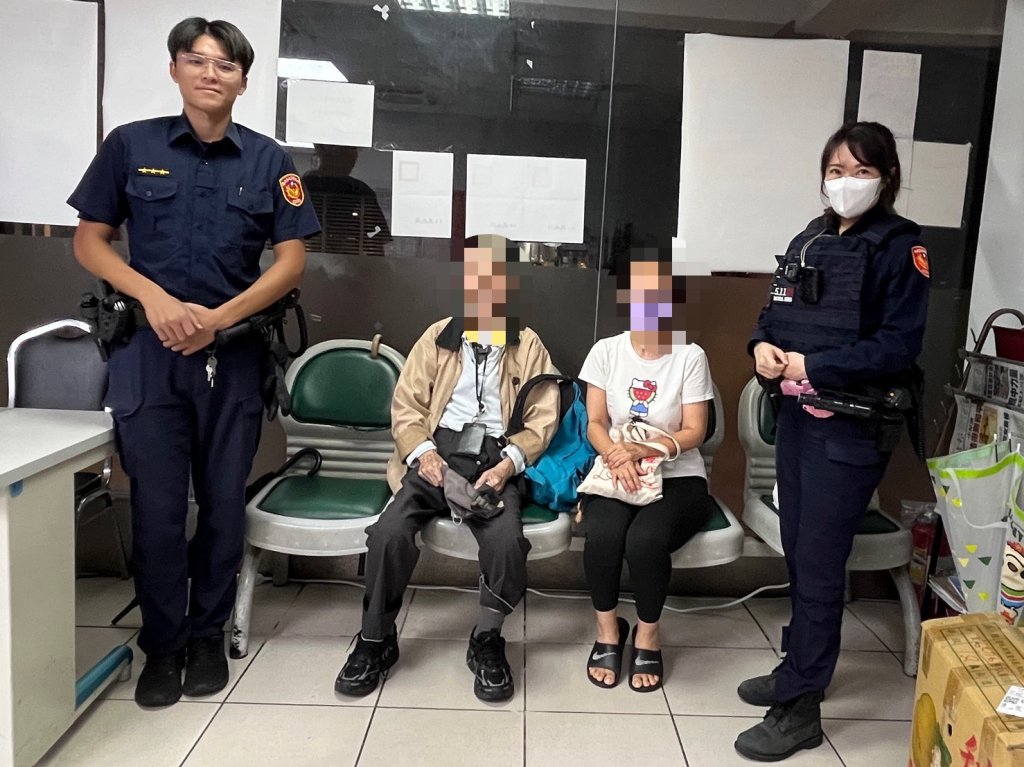大雨天外出2老者走失 家人心急報警 熱心警尋獲助返家