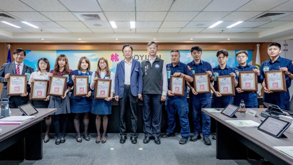 114年9月警銀合力攔阻詐騙4,335萬餘元 張善政表揚15位有功人員