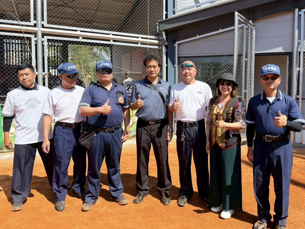 札哈木盃全國原住民慢壘賽 17支菁英球隊齊聚臺南 安平文中球場熱血開打