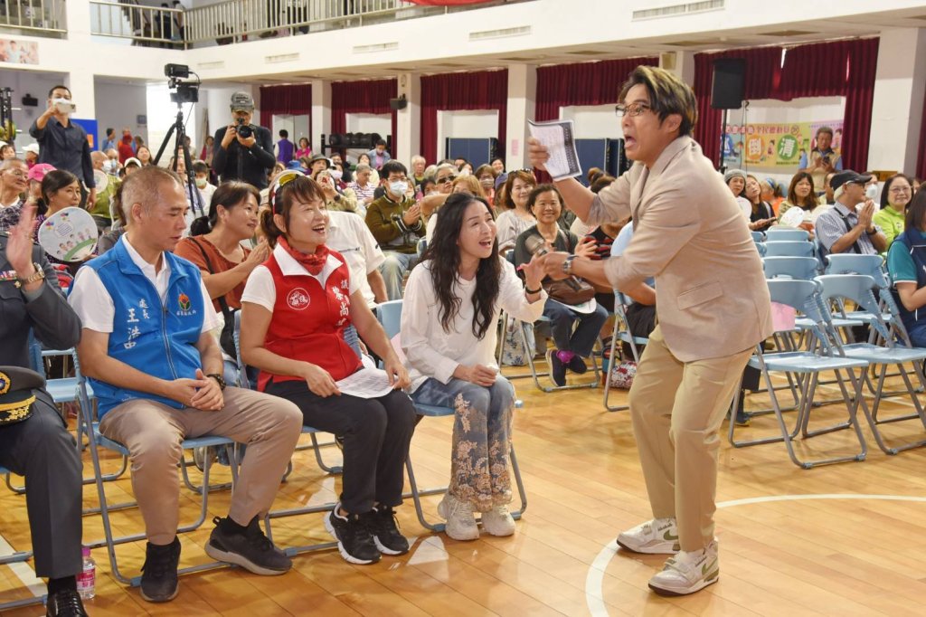 旺旺中時公益演唱團--孝親列車11.1苗栗西湖登場！