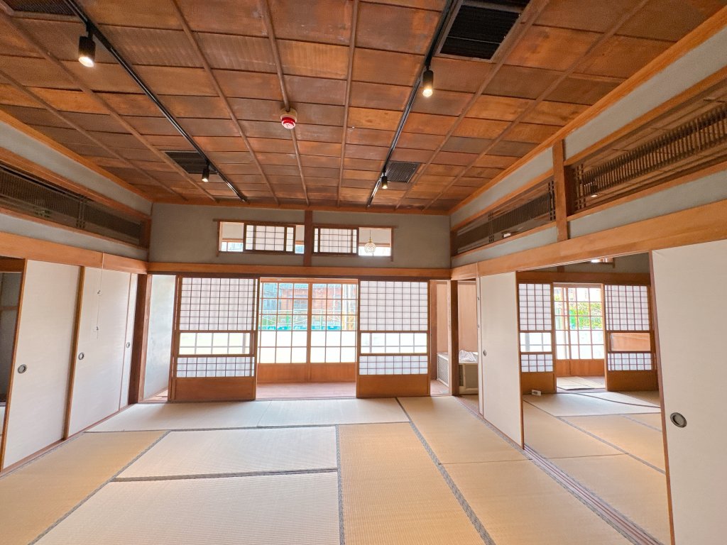 臺南市定古蹟「原臺南刑務所木造建築群」將竣工 文化局將委外招商打造文化創意新聚點