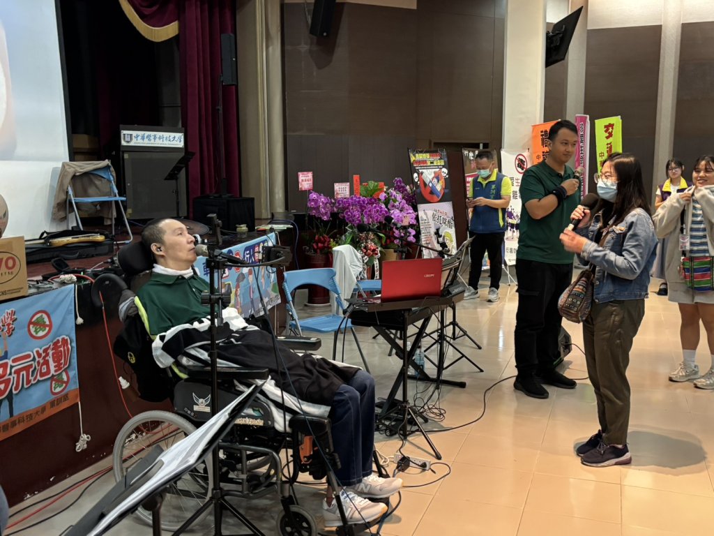 中華醫大交通安全生命教育邀請愛的小飛俠行動關懷團隊分享生命故事