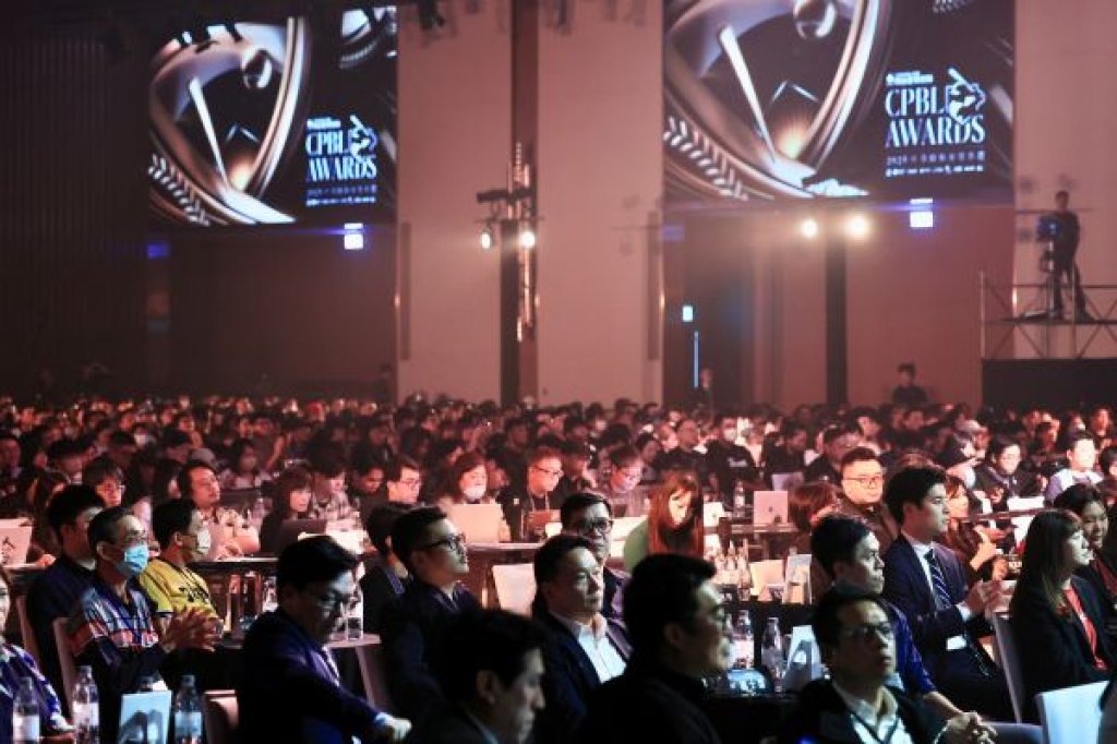  中華職棒頒獎典禮睽違30年移師高雄盛大舉辦 
