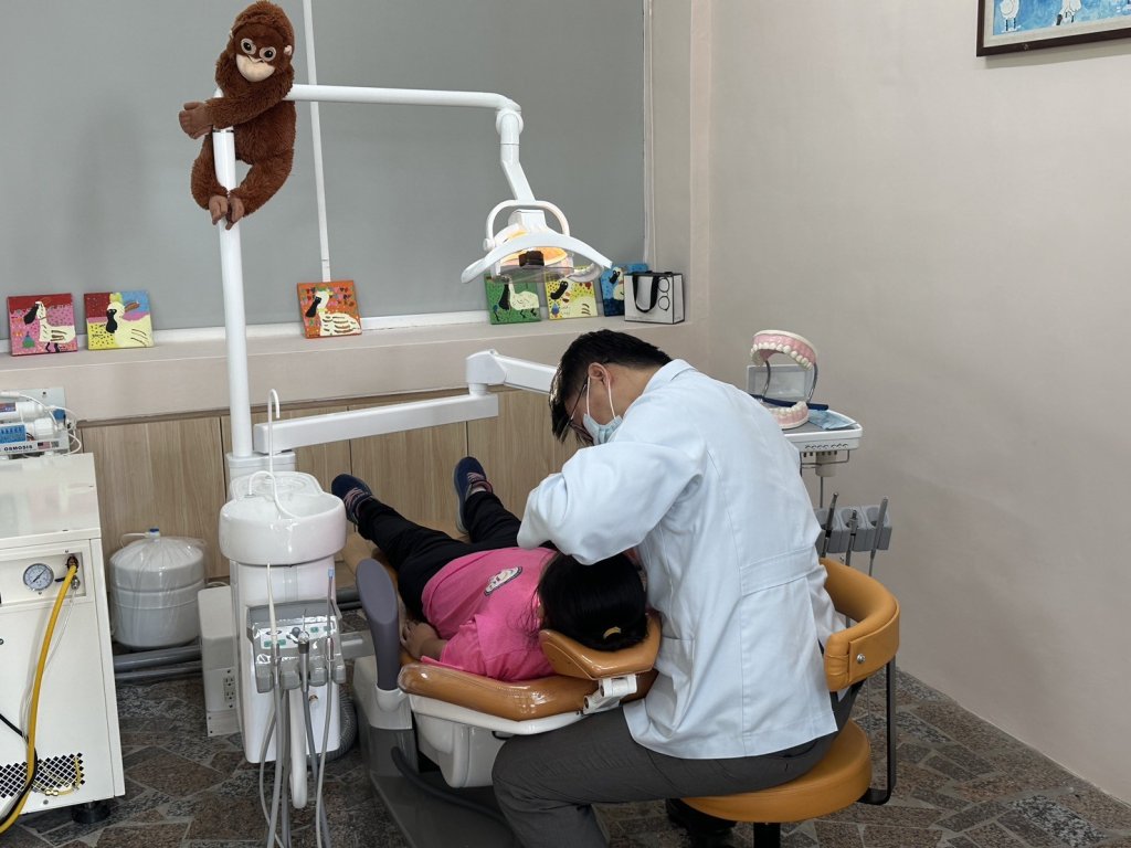 臺南公私協力 牙科診療設備守護偏鄉36校口腔健康創全國之冠
