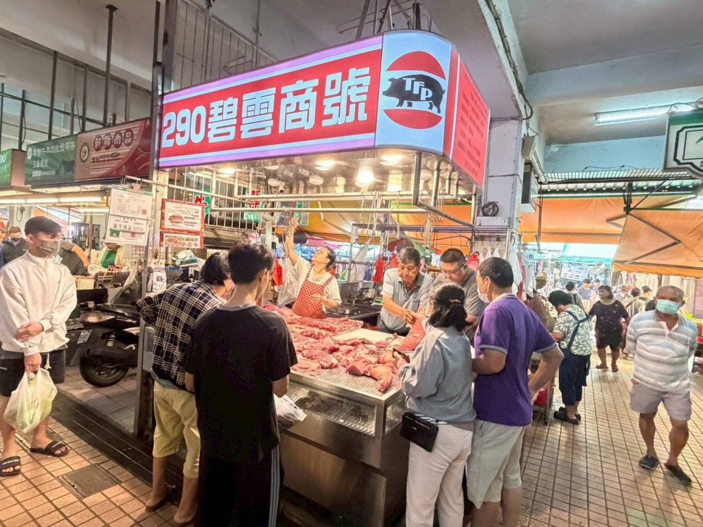 豬肉攤復市人潮回流 黃偉哲：供應已穩定、食安不打折