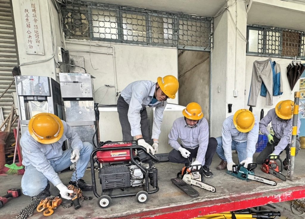 鳳凰颱風防災整備　台電新竹區處針對較低漥地區變電所做好防水閘門措施、備妥沙包及完成抽水機測試