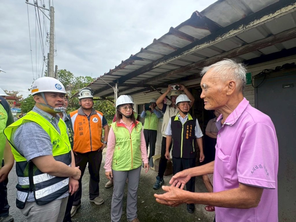 南市勞工局與勞動部職安署南區職業安全衛生中心共組平臺 持續提供市民拆除石綿瓦諮詢服務