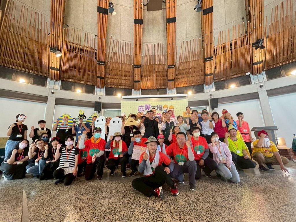 南市勞工局攜手長榮大學推行友善職場 提升庇護員工職安知能