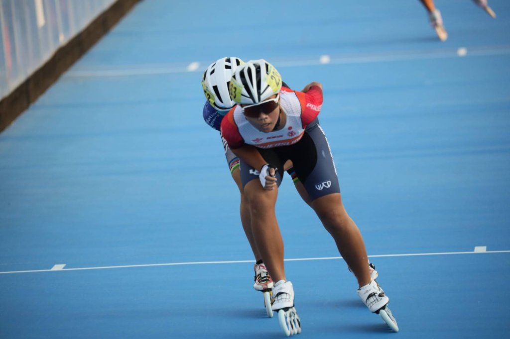 永大滑輪溜冰場迎戰國際賽 臺南女將黃立昀大專女子組5000公尺奪金