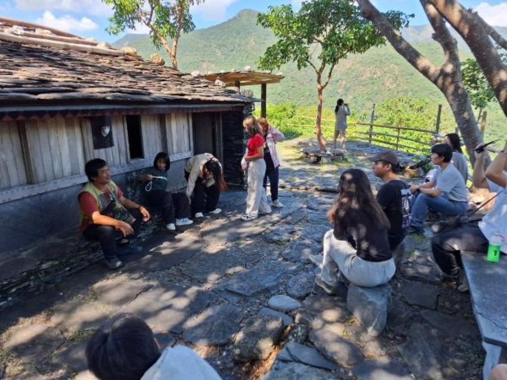 高雄大學推動原教扎根 師生夜宿老七佳　實地學習理解文化多樣性