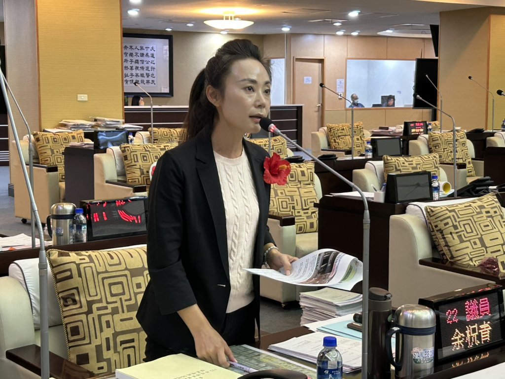 關心城市每一個角落 議員余柷青總質詢提出三大重點文化扎根、運動升級、長者照顧不漏接