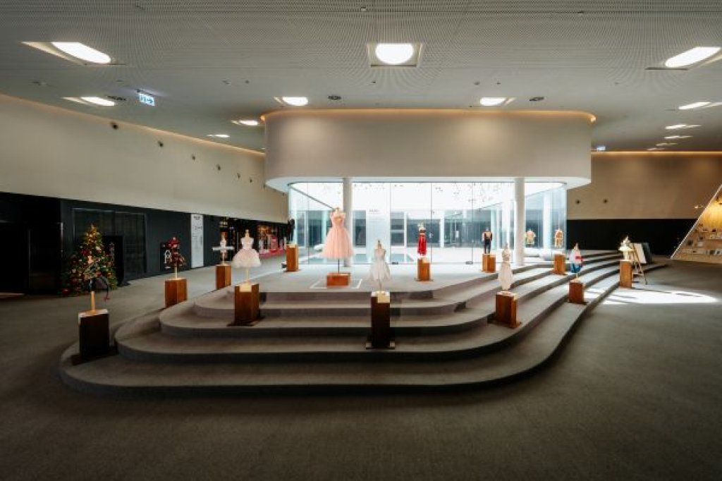 衛武營《遇見胡桃鉗的女孩》第三部曲與特展 溫暖見證冒險、勇氣與成長