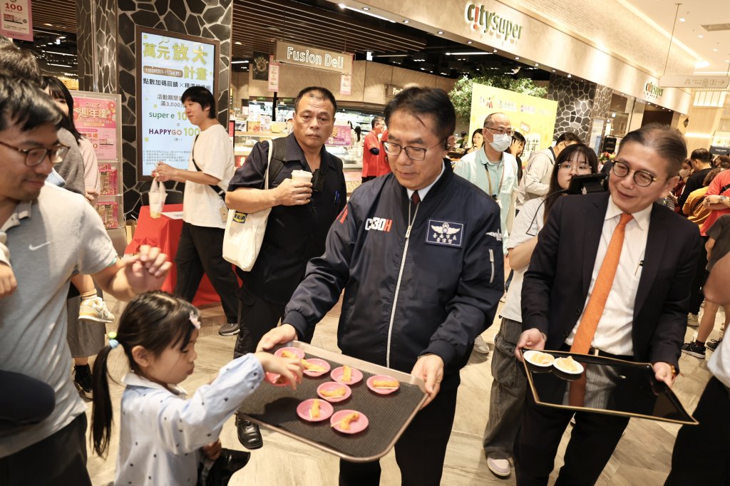 臺南鮮果嘉年華盛大登場！ 黃偉哲帶臺南秋冬鮮果北上竹北遠百行銷