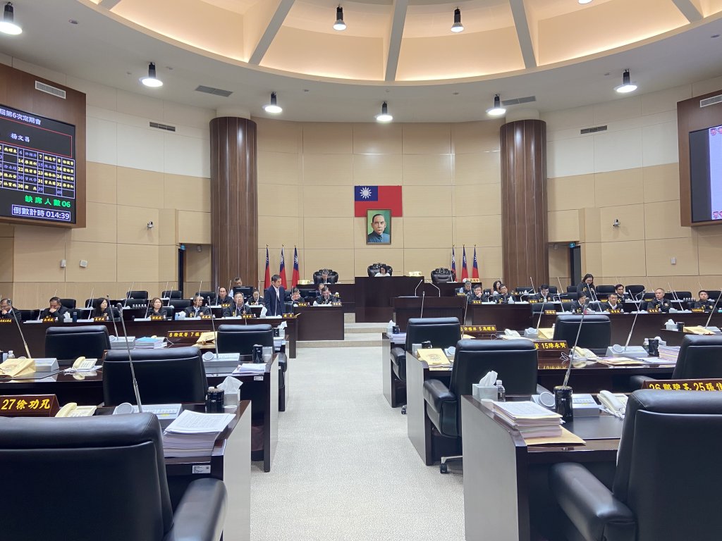 高鐵產專區十年久標不出縣府啟動地目調整　原民處預算大減引議員關切