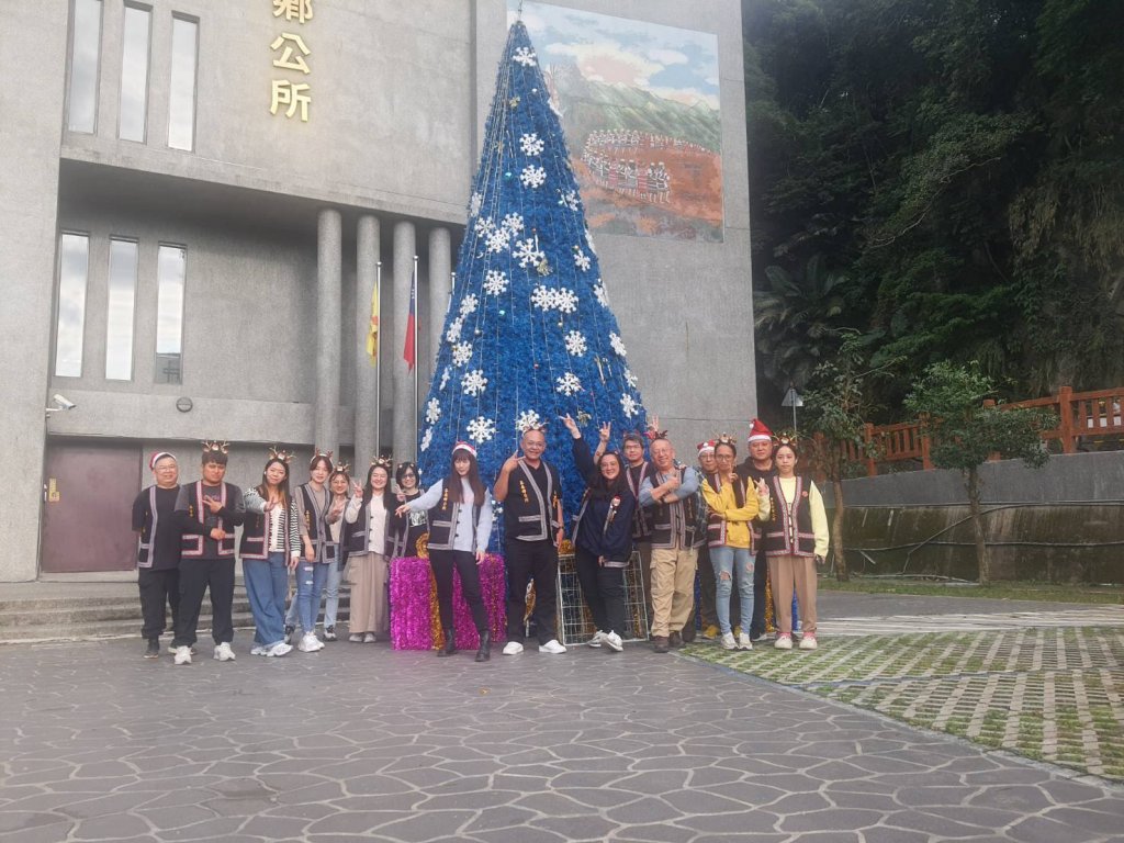 泰安鄉公所溫馨迎聖誕　燈飾點亮12月幸福氛圍