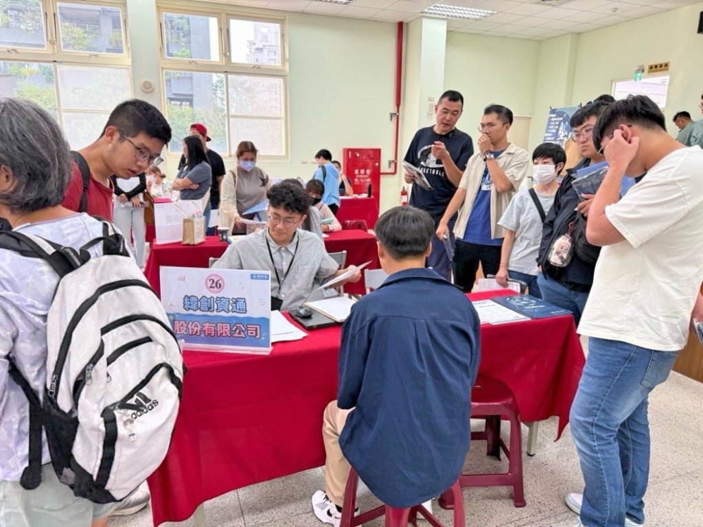 媒合就業、職場優化　桃竹苗分署12/23辦友善企業徵才暨職務再設計體驗助中高齡再起職場智慧之光