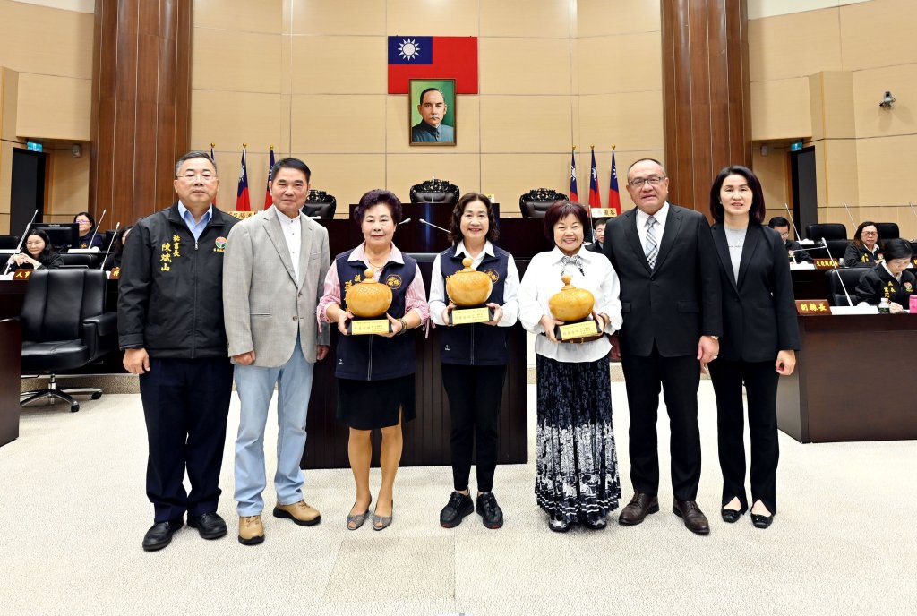 臨時會通過預算追加案　長照處與數位研考處確定明年3月成立