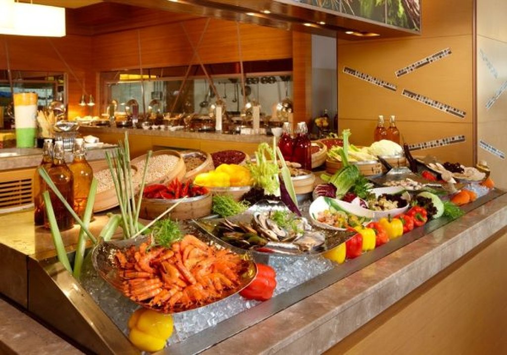 金馬迎新搶好運！義大雙飯店同步開跑！春酒尾牙、除夕圍爐、年菜外帶一站滿足過好年