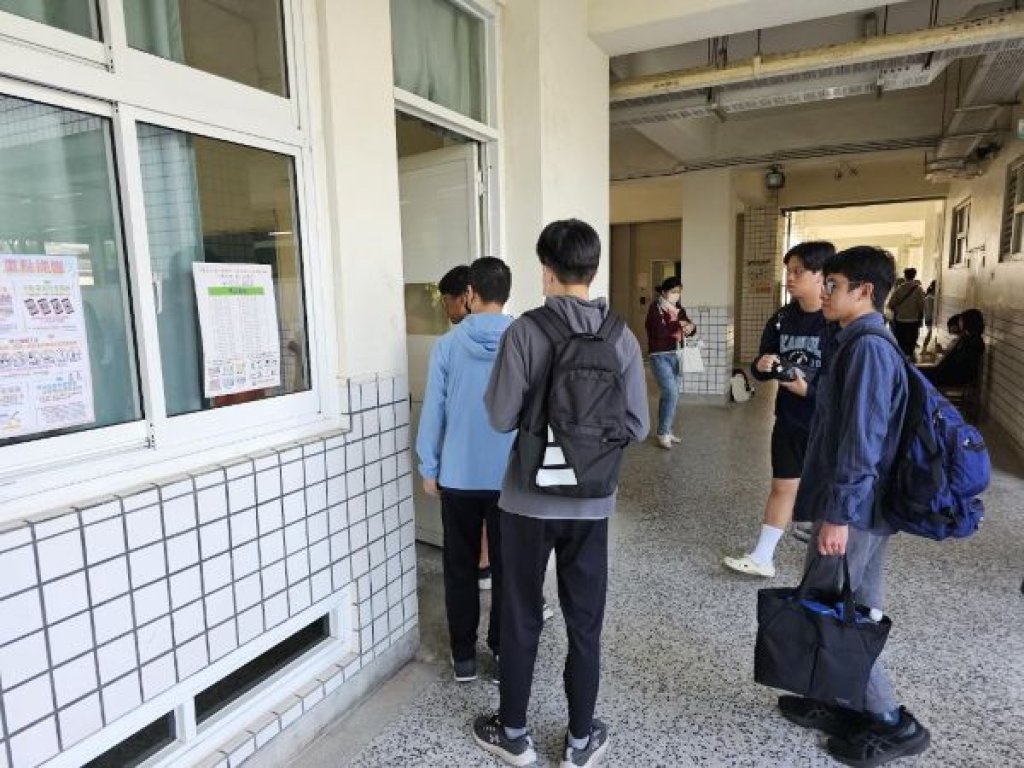 高雄大學負責  115高中英聽2試高雄三考區 試務運作順利落幕