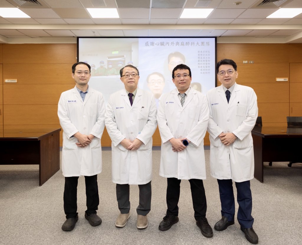 8旬嬤重度逆流 微創 經導管三尖瓣置換術 改善