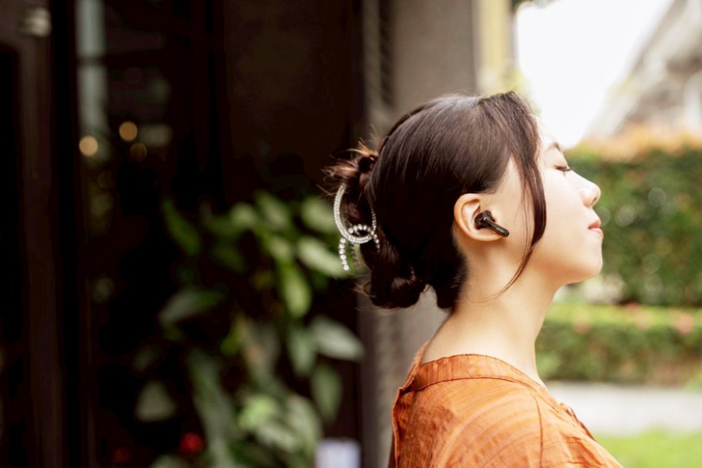 Pure Elite 真無線藍牙降噪翻譯耳機---讓世界，說同一種語言！