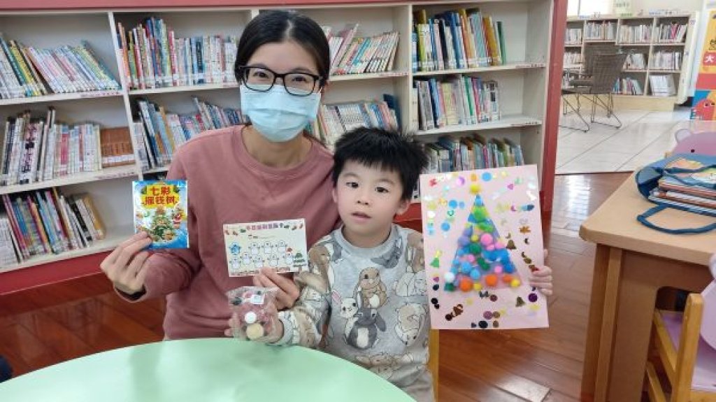 伊甸仁武據點辦冬日派對系列課程  攜手大社圖書館　落實社區化服務理念