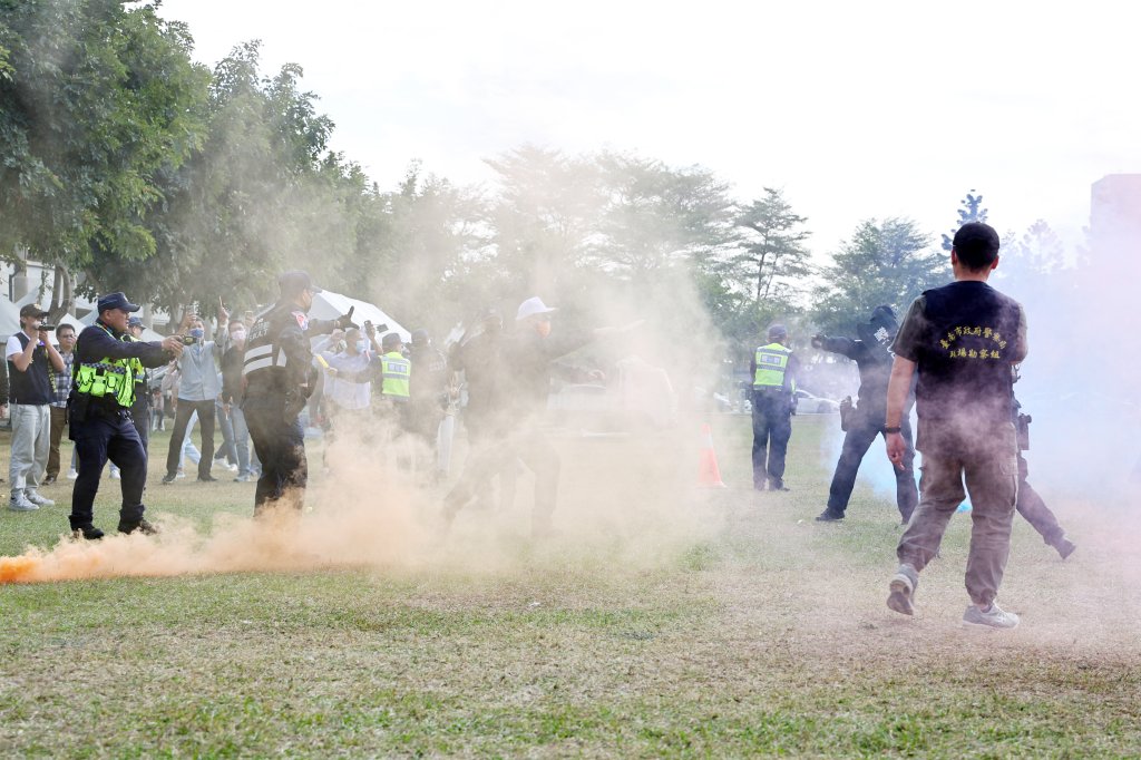 因應2026跨年南警進行超逼真維安演練 黃偉哲：做最好準備確保市民安全