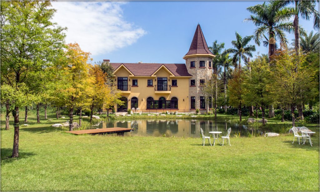 山水為鄰、城堡為家 走進【雲山水Villa Home】後山歐式城堡生活