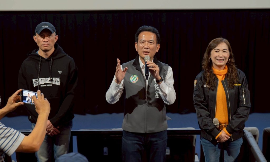 林俊憲電影院包場播映《冠軍之路》 將打造台南成為真正的棒球城市