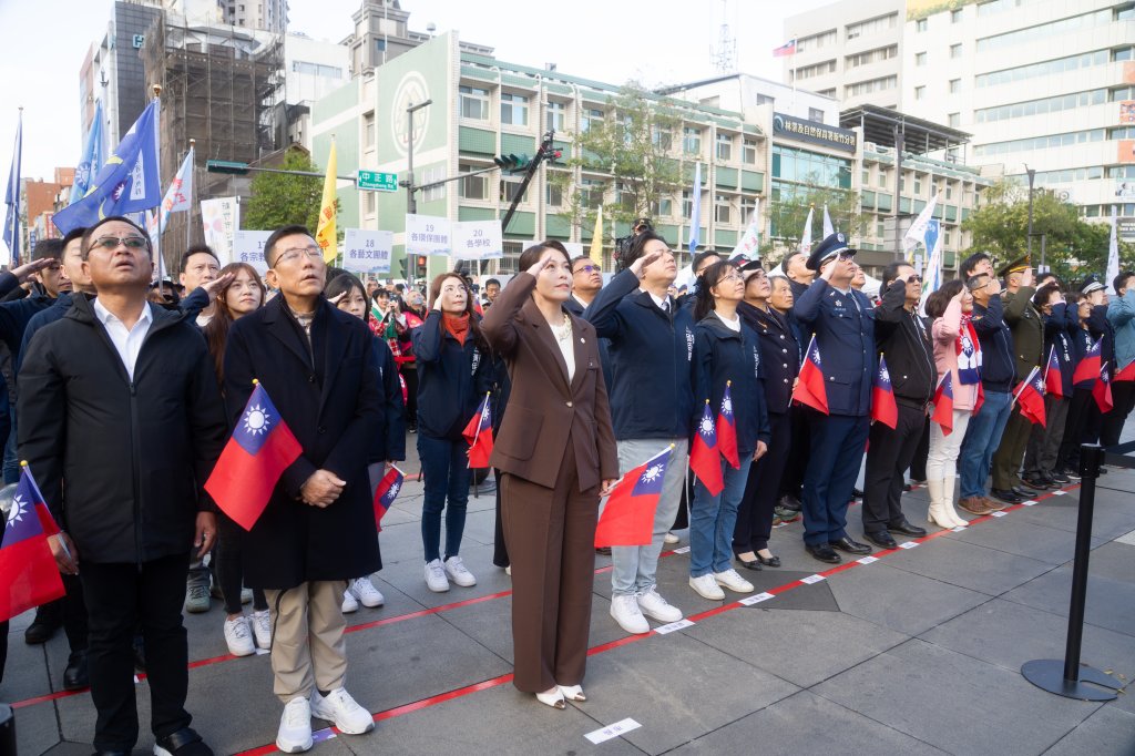 壽星慶生x音樂饗宴x早安市集x互動闖關　竹市2026元旦升旗高虹安市長與4500位市民齊迎新年共享榮耀