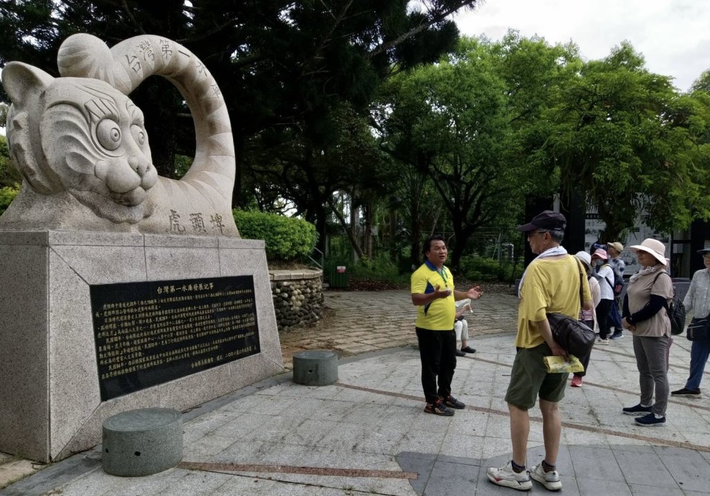 虎頭埤假日提供免費導覽新化神社遺構 帶領遊客探訪秘境