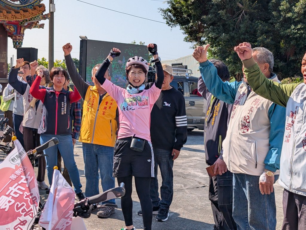 從東山再起到8連勝！陳亭妃鐵馬行動政府 民調支持度5成6穩居第一