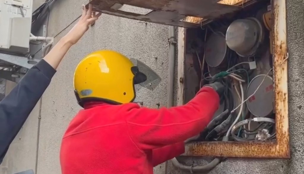 萬華分局警聯手市府強制執行斷水電  杜絕不法色情業者